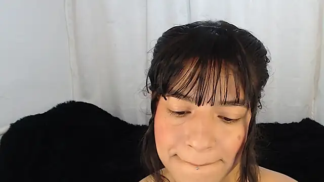 Snapshot of Liz_Galactic chatting on January 2025 07:05:01 PM Liz Galactic online show from January 2025 07:05:01 PM