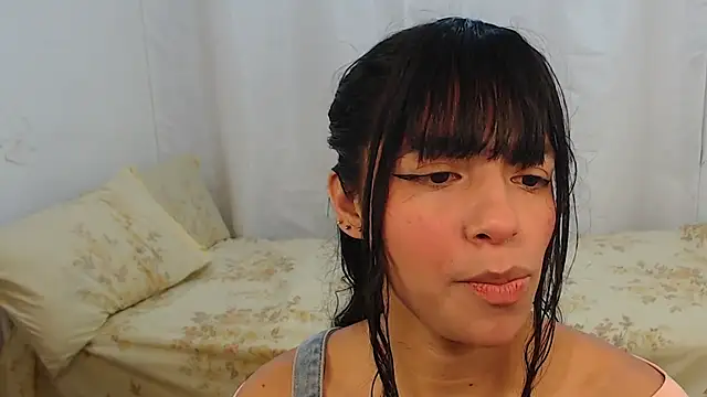 Liz Galactic online show from December 2025 07:41:02 PM