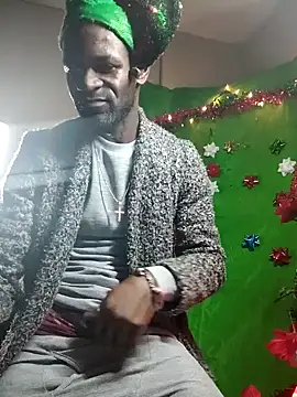 Snapshot of Maculine_Stayr chatting on December 2024 06:15:02 PM Maculine Stayr online show from December 2024 06:15:02 PM