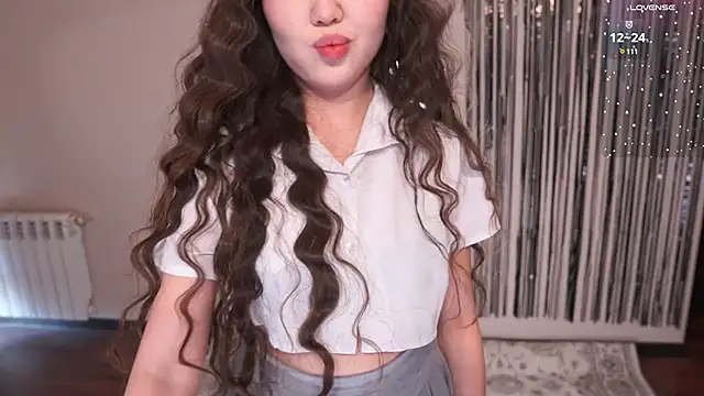 Snapshot of k_kimikooo chatting on January 2025 04:49:01 AM k kimikooo online show from January 2025 04:49:01 AM