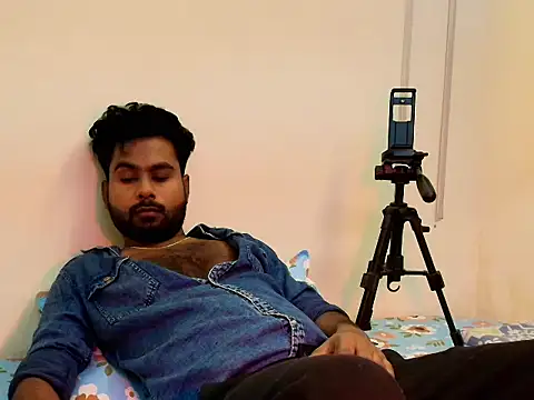 SHENOY3 online show from June 2026 07:02:02 PM