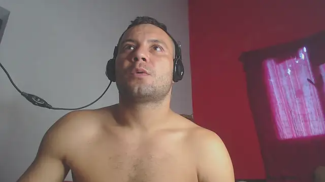 Snapshot of body_x29 chatting on January 2025 11:26:02 AM body x29 online show from January 2025 11:26:02 AM