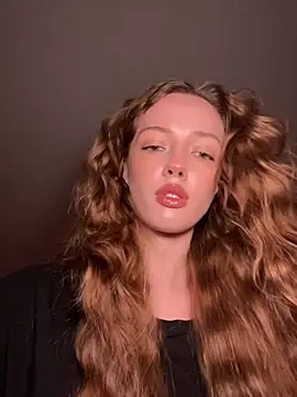 Weeissy online show from December 2025 08:36:02 PM