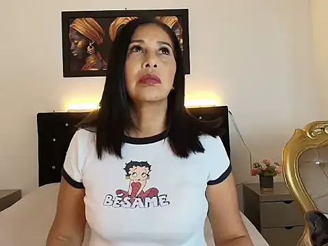 Snapshot of Shanon_mature chatting on June 2026 07:09:02 PM Shanon mature online show from June 2026 07:09:02 PM