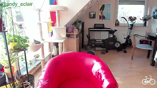 Snapshot of tinny_williams chatting on March 2026 02:22:02 PM tinny williams online show from March 2026 02:22:02 PM