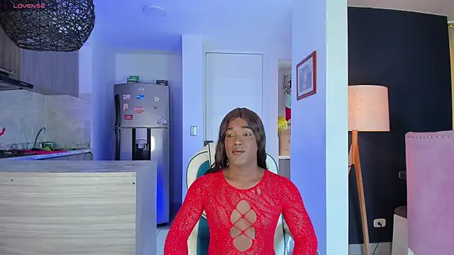 SammyGirlTS online show from October 2025 04:37:01 PM