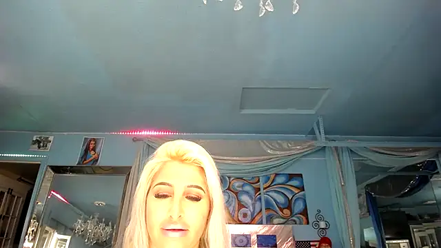 ADRIANNA FOX online show from February 2025 06:10:02 AM