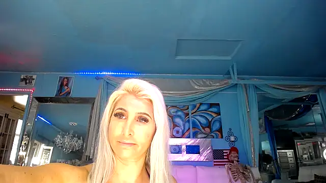 ADRIANNA FOX online show from February 2025 04:26:01 PM