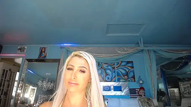 ADRIANNA FOX online show from March 2025 06:43:01 PM