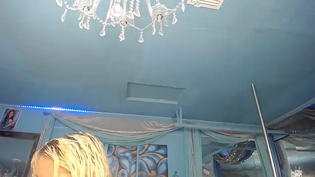 ADRIANNA FOX online show from June 2026 11:12:02 AM