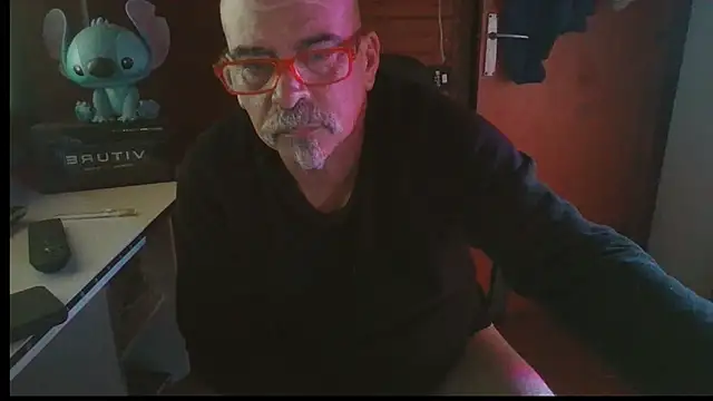 Snapshot of 0oscar_xxx chatting on September 2025 06:57:01 PM 0oscar xxx online show from September 2025 06:57:01 PM