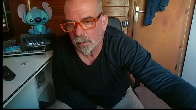 Snapshot of 0oscar_xxx chatting on October 2025 12:56:02 PM 0oscar xxx online show from October 2025 12:56:02 PM