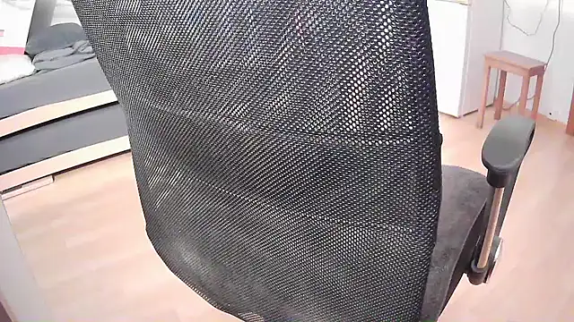 Snapshot of lumpi99 chatting on January 2026 07:04:01 PM lumpi99 online show from January 2026 07:04:01 PM