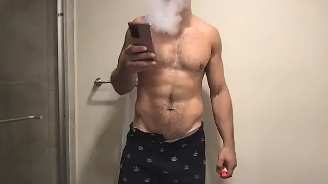 Snapshot of BigGuyMuscle chatting on November 2025 09:37:02 PM BigGuyMuscle online show from November 2025 09:37:02 PM