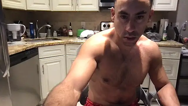 Snapshot of BigGuyMuscle chatting on November 2025 08:36:02 AM BigGuyMuscle online show from November 2025 08:36:02 AM