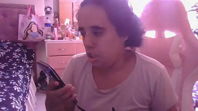 annarose19 online show from April 2026 05:58:01 PM