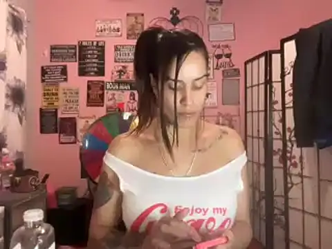 latinacubana online show from December 2024 03:24:01 AM