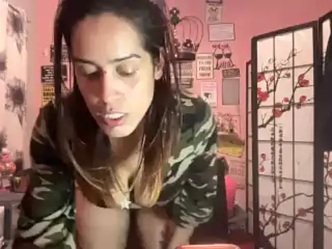 latinacubana online show from December 2024 06:29:01 AM