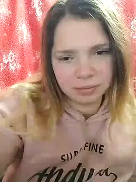 Snapshot of Zuli_Kiska chatting on December 2024 11:55:02 AM Zuli Kiska online show from December 2024 11:55:02 AM