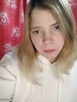 Snapshot of Zuli_Kiska chatting on January 2025 08:19:02 PM Zuli Kiska online show from January 2025 08:19:02 PM