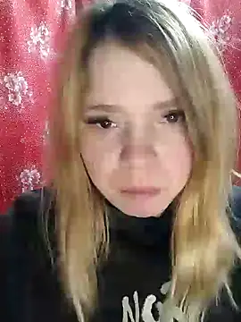 Snapshot of Zuli_Kiska chatting on February 2025 08:35:02 PM Zuli Kiska online show from February 2025 08:35:02 PM