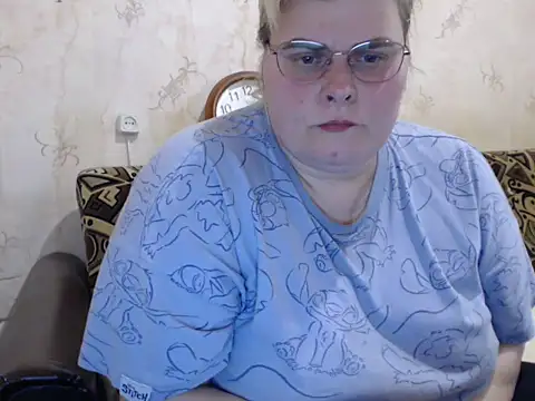 Ameliabusty online show from November 2025 12:48:02 PM