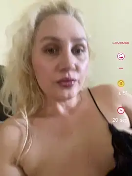 YourBlondee online show from May 2026 04:08:02 AM