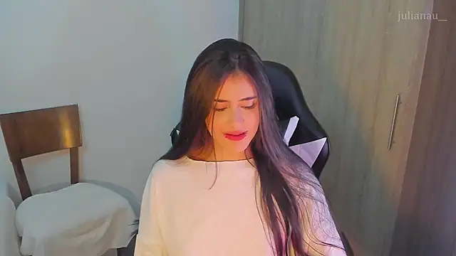 Snapshot of iriswest_ chatting on December 2024 03:16:02 AM iriswest online show from December 2024 03:16:02 AM