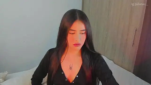 Snapshot of iriswest_ chatting on February 2025 10:42:02 PM iriswest online show from February 2025 10:42:02 PM