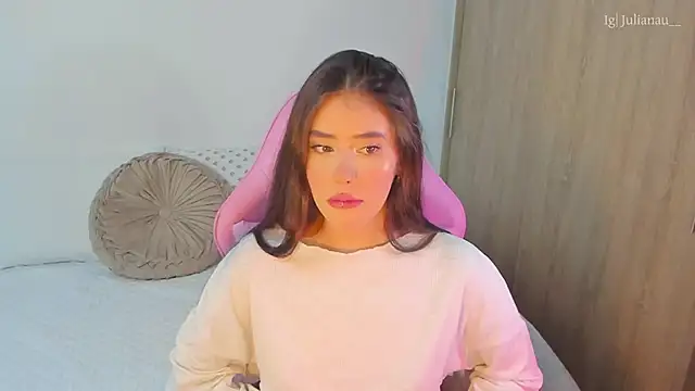 Snapshot of iriswest_ chatting on March 2025 10:58:01 PM iriswest online show from March 2025 10:58:01 PM