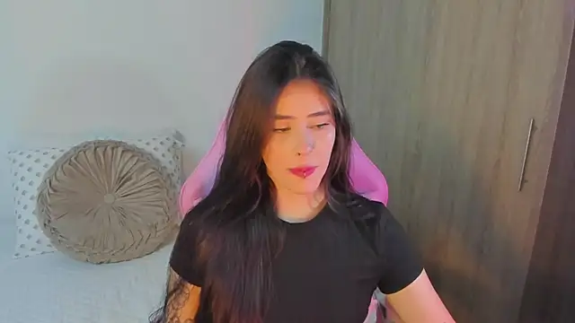 Snapshot of iriswest_ chatting on March 2025 02:10:02 AM iriswest online show from March 2025 02:10:02 AM