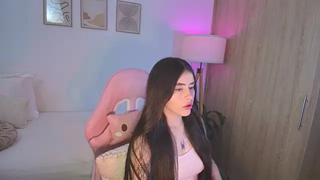 Snapshot of iriswest_ chatting on September 2025 12:38:01 AM iriswest online show from September 2025 12:38:01 AM