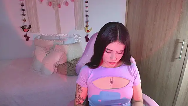 Snapshot of iriswest_ chatting on March 2026 01:45:02 AM iriswest online show from March 2026 01:45:02 AM