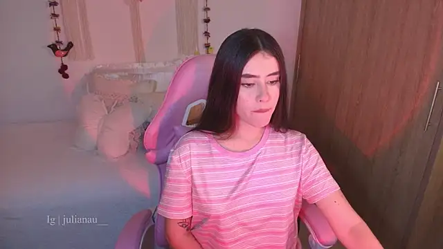 Snapshot of iriswest_ chatting on March 2026 02:05:02 AM iriswest online show from March 2026 02:05:02 AM