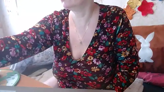 QueenLana online show from February 2025 10:15:01 AM