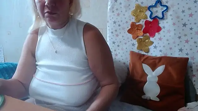 QueenLana online show from October 2025 07:11:01 AM