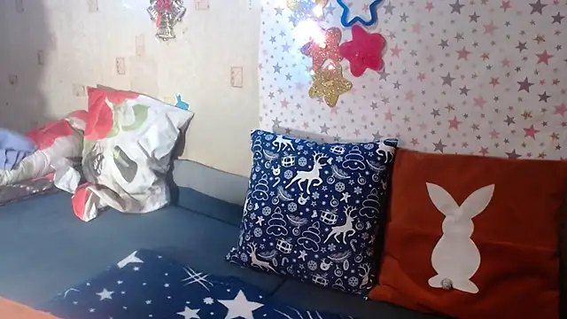 Snapshot of QueenLana chatting on February 2026 07:13:02 PM QueenLana online show from February 2026 07:13:02 PM