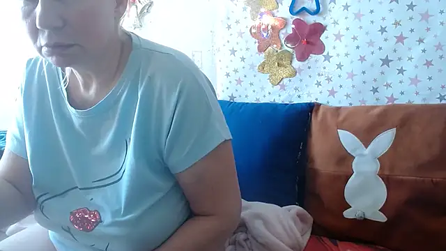 Snapshot of QueenLana chatting on March 2026 07:59:01 AM QueenLana online show from March 2026 07:59:01 AM