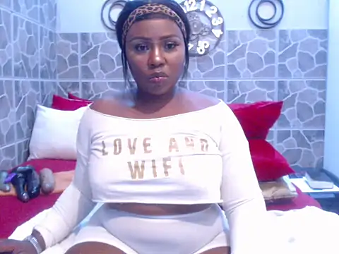 THREEHOLESPLEASURE99 online show from October 2025 01:34:02 PM