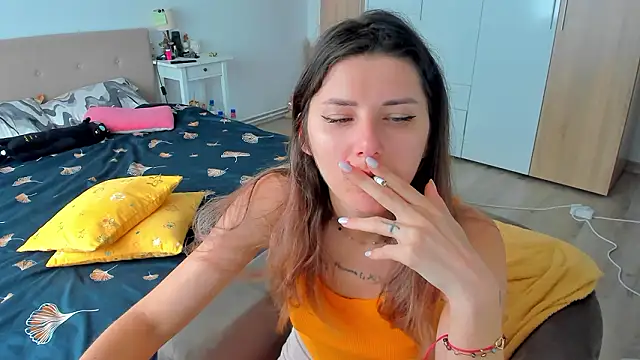 Snapshot of marie_marie03 chatting on March 2026 06:28:02 AM marie marie03 online show from March 2026 06:28:02 AM