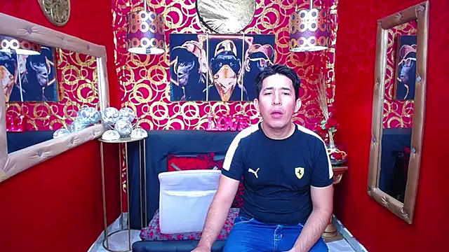 Snapshot of shannentrans chatting on February 2025 01:19:02 PM shannentrans online show from February 2025 01:19:02 PM