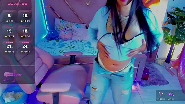 natalia-888 online show from September 2025 01:22:01 AM