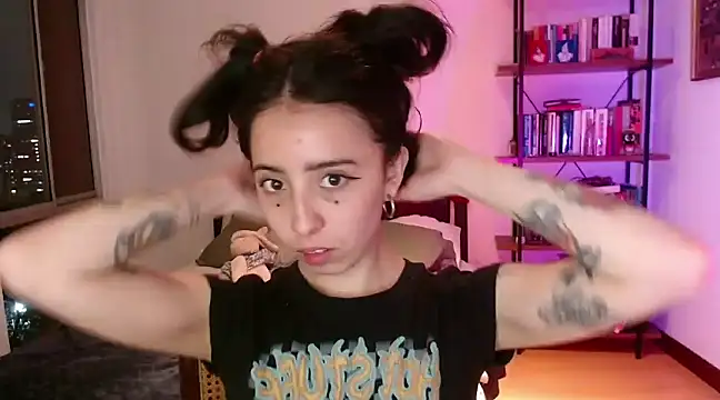 babyluna 8 8 online show from February 2025 02:42:02 AM