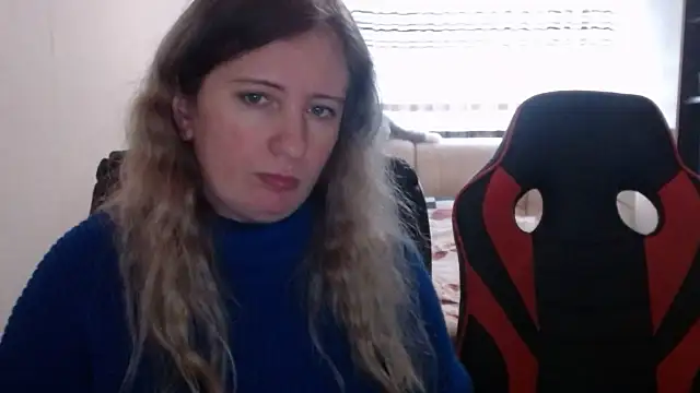 Snapshot of PeterAndJen chatting on March 2025 04:12:01 PM PeterAndJen online show from March 2025 04:12:01 PM