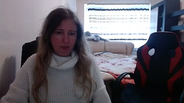 Snapshot of PeterAndJen chatting on March 2025 12:39:01 PM PeterAndJen online show from March 2025 12:39:01 PM