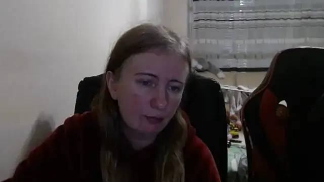 Snapshot of PeterAndJen chatting on November 2025 08:41:02 PM PeterAndJen online show from November 2025 08:41:02 PM