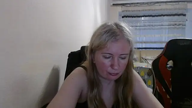 PeterAndJen online show from June 2026 05:58:01 PM