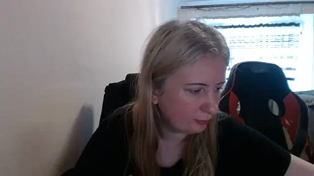 PeterAndJen online show from June 2026 06:05:02 AM