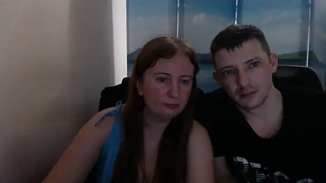 Snapshot of PeterAndJen chatting on August 2026 05:56:01 PM PeterAndJen online show from August 2026 05:56:01 PM