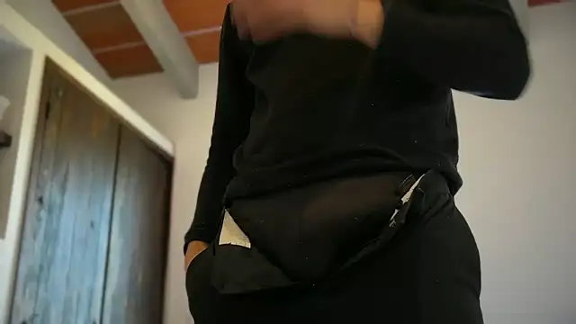 mcklister kinky feets online show from April 2026 09:20:02 PM